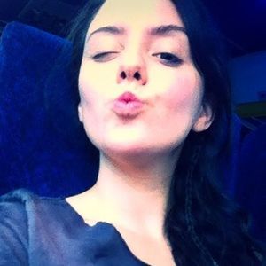 Meet your Posher, Cátia